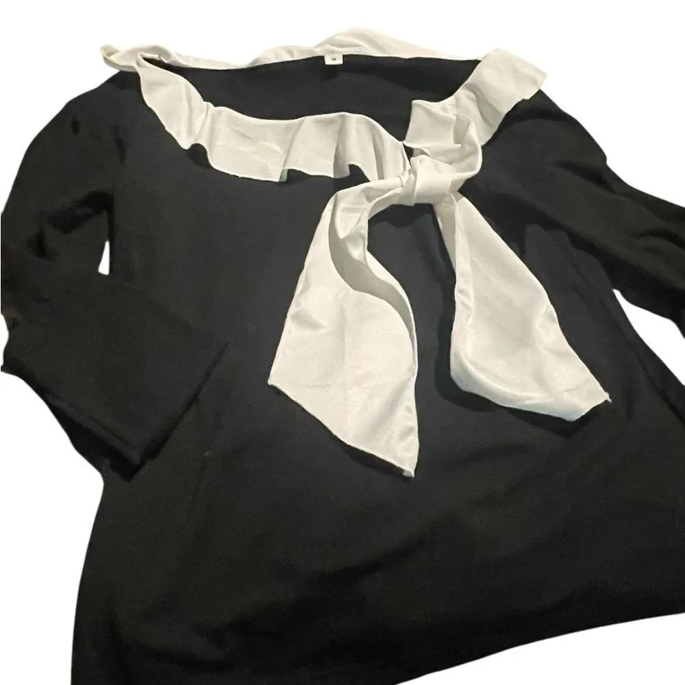 Michael Kors size small top Black and White Ruffle Blouse like new see pics